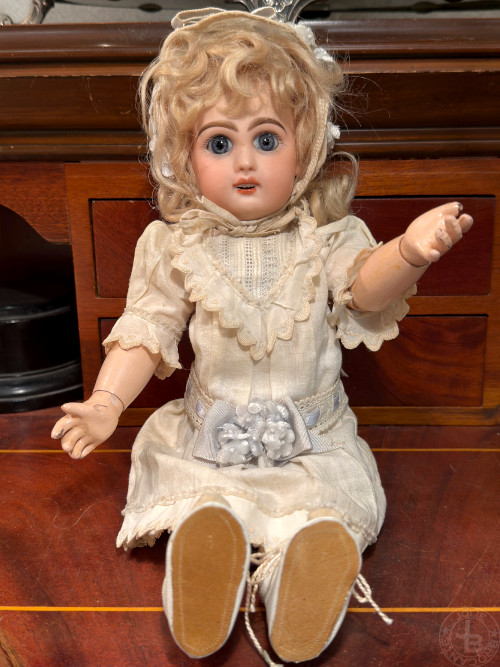 アンティーク ジュモー Antique Jumeau