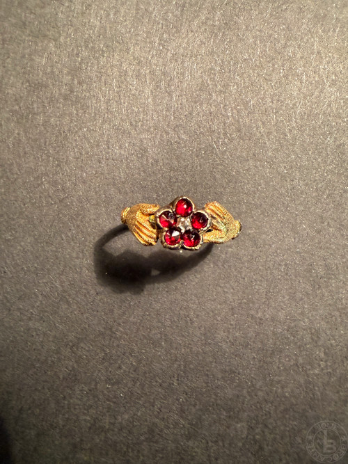 アンティーク 金 ガーネット リング Antique Gold Garnet ring