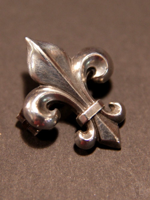 アンティーク フルールドリス Antique Fleur de lis