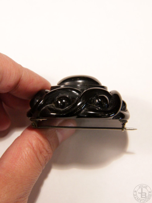 アンティーク ヴィクトリアン ジェット ブローチ antique victorian jet brooch