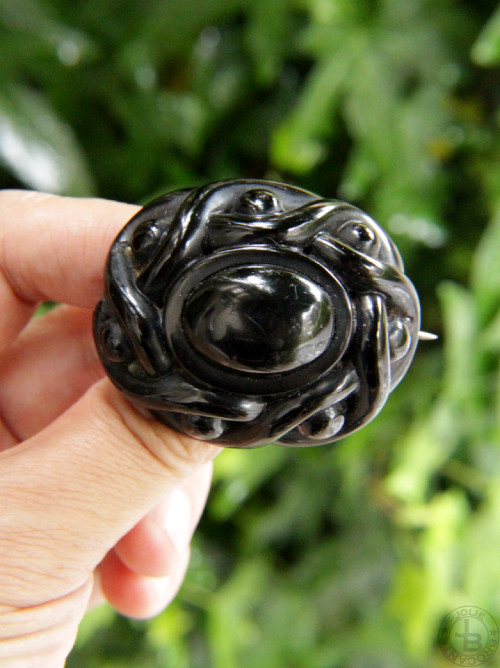 アンティーク ヴィクトリアン ジェット ブローチ antique victorian jet brooch