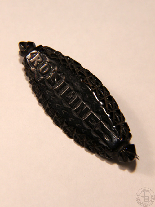 アンティーク ヴィクトリアン ジェット ブローチ antique victorian jet brooch