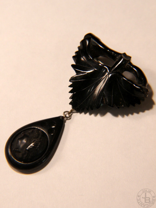 アンティーク ヴィクトリアン ジェット ブローチ antique victorian jet brooch