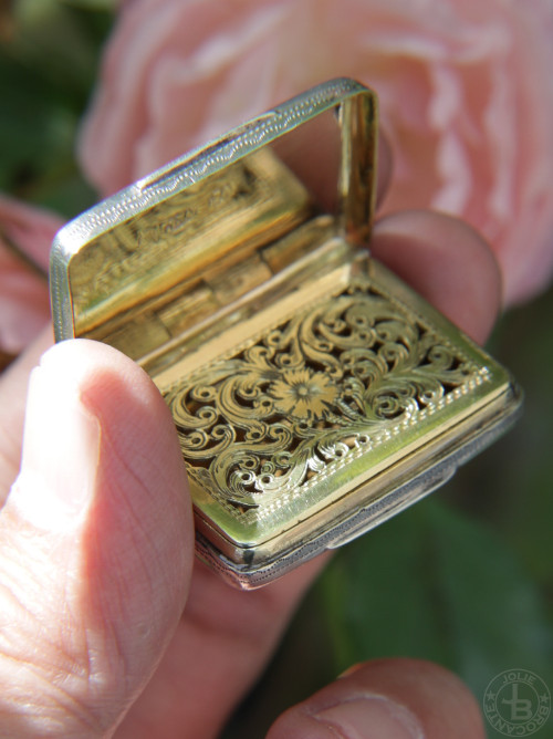 antique georgian Silver Vinaigrette
