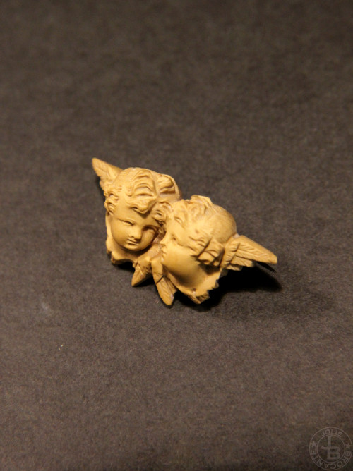 アンティーク ラーバカメオ Antique Lava Cameo