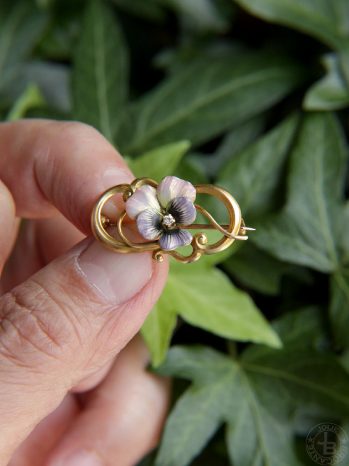 アンティーク アールヌーボー 14k エナメル彩 パンジー ブローチ Antique Art Nouveau 14k Pansy brooch