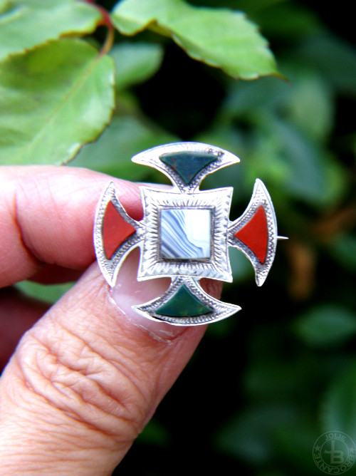 アンティーク スコティッシュブローチ Antique Scotish brooch