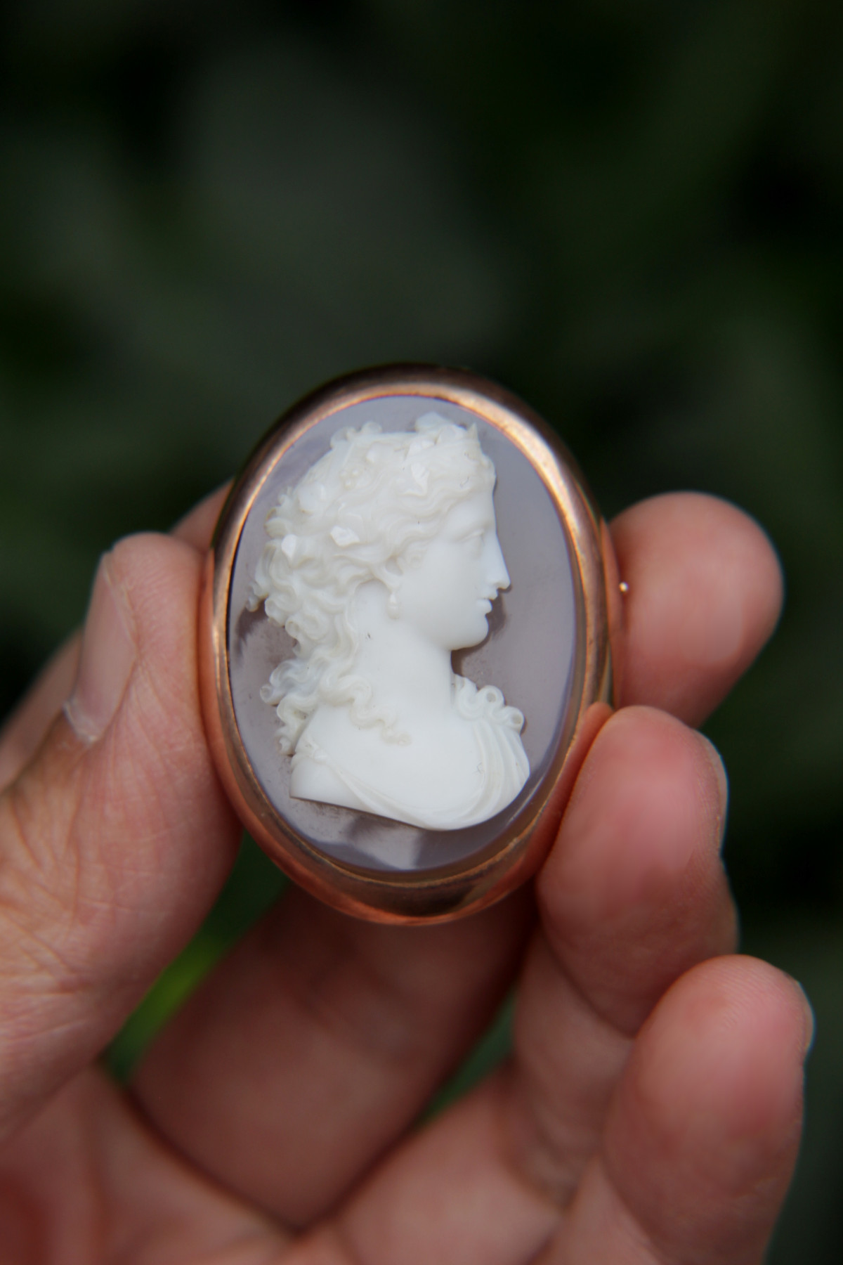 Antique hard stone cameo