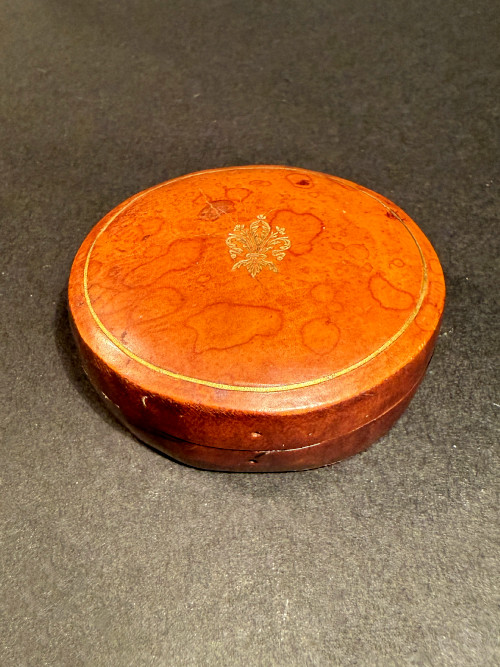 アンティーク 革 小箱 フルールドリス antique Fleur de lis