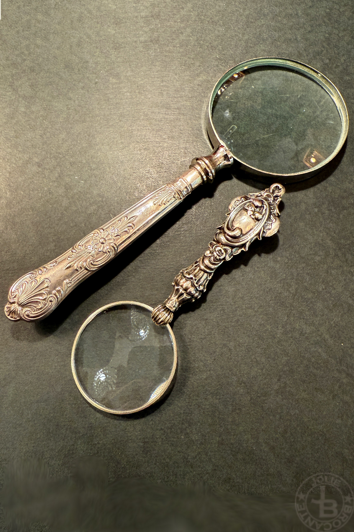 Antique loupe